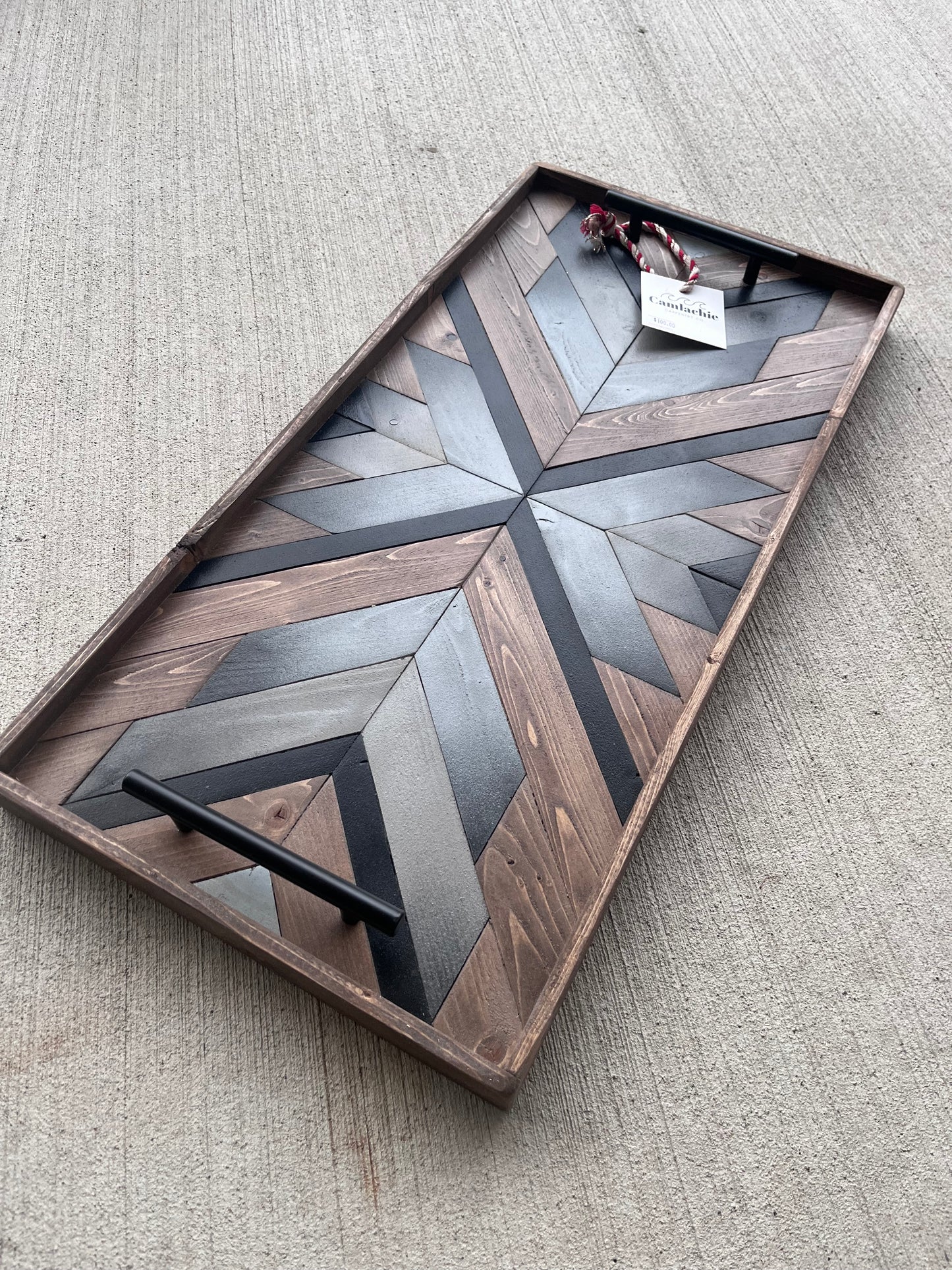 Serving tray