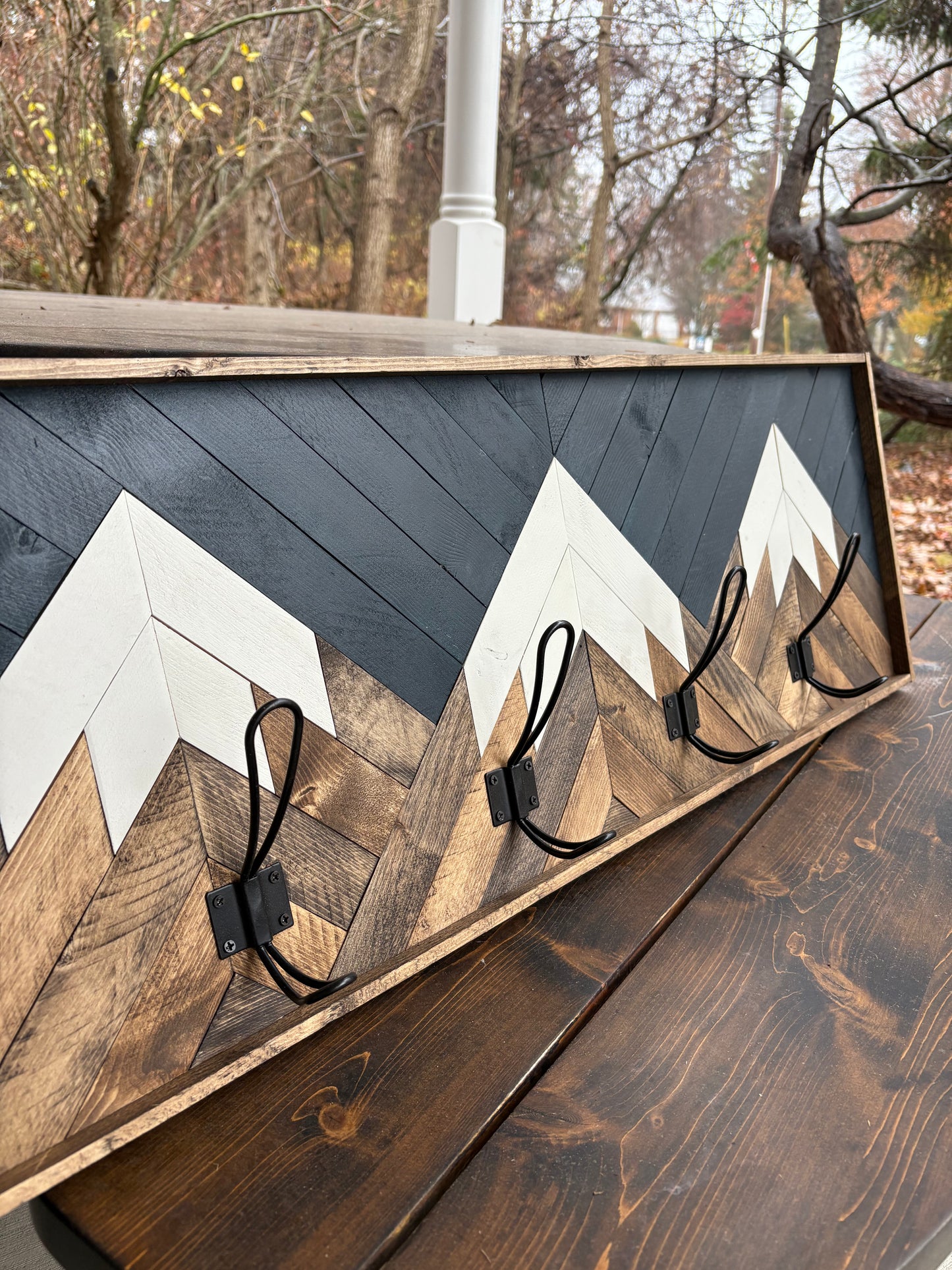 Three sisters coat hook
