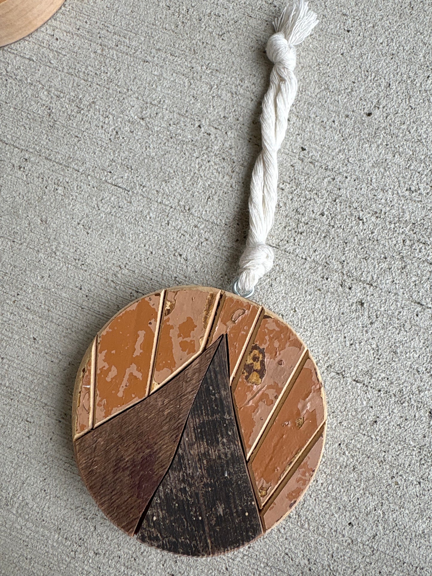 Mountian mosaic ornament