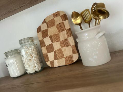 Retro wavy checker cutting board