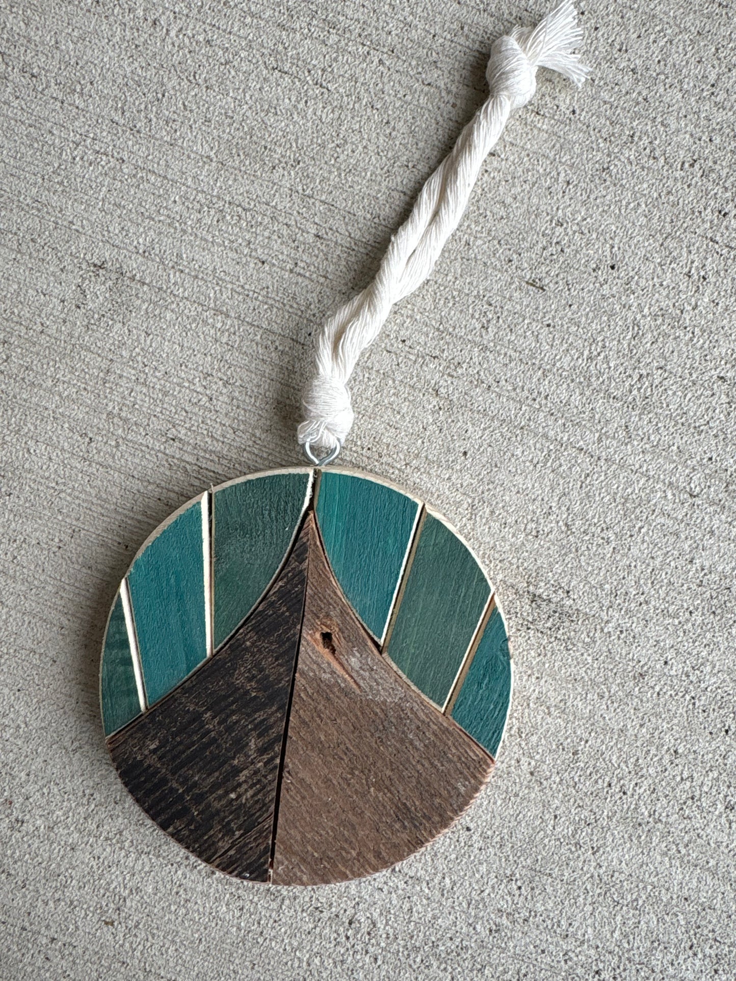 Mountian mosaic ornament