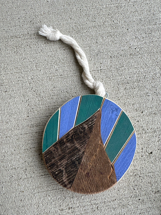 Mountian mosaic ornament