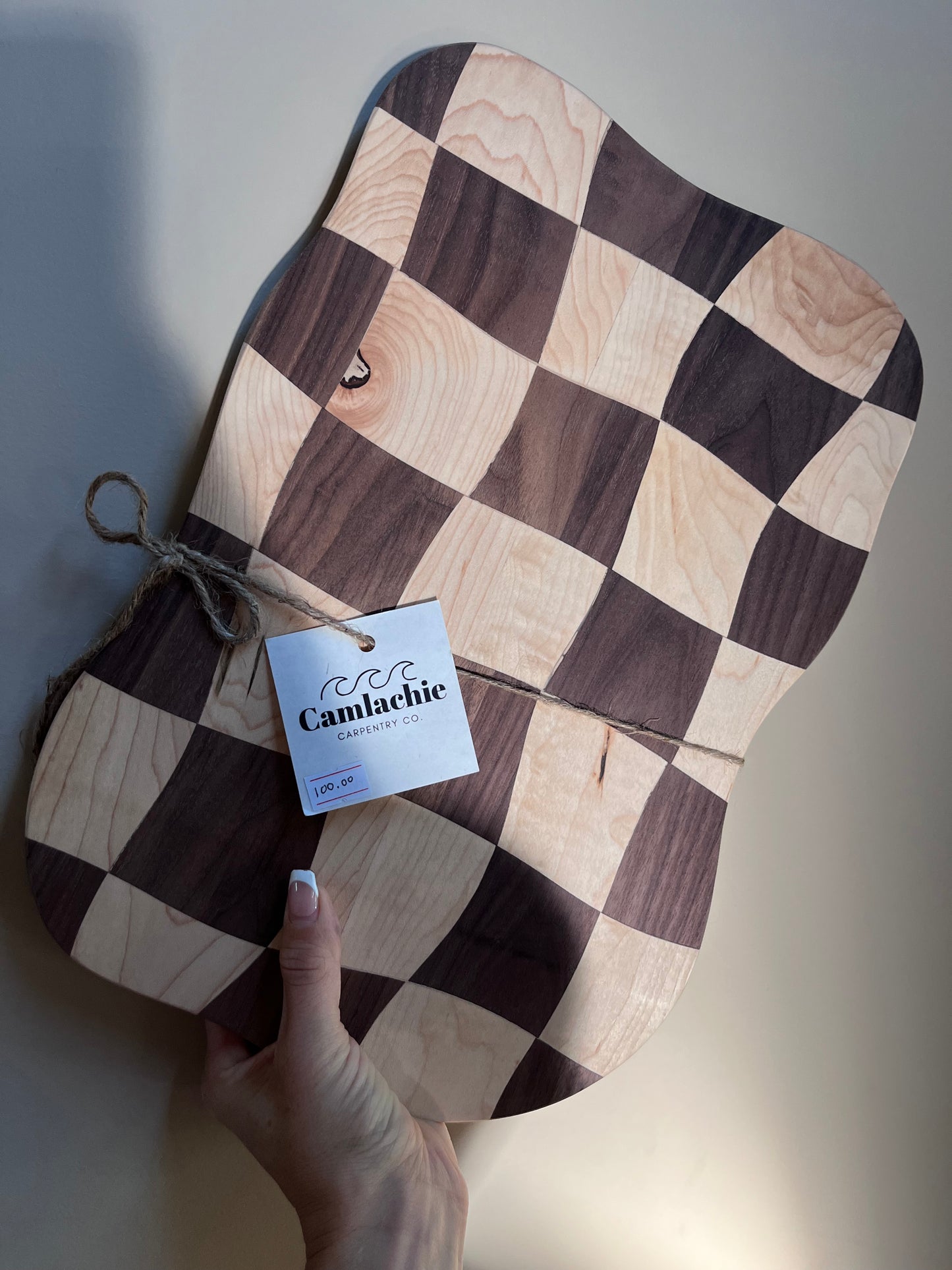 Retro wavy checker cutting board