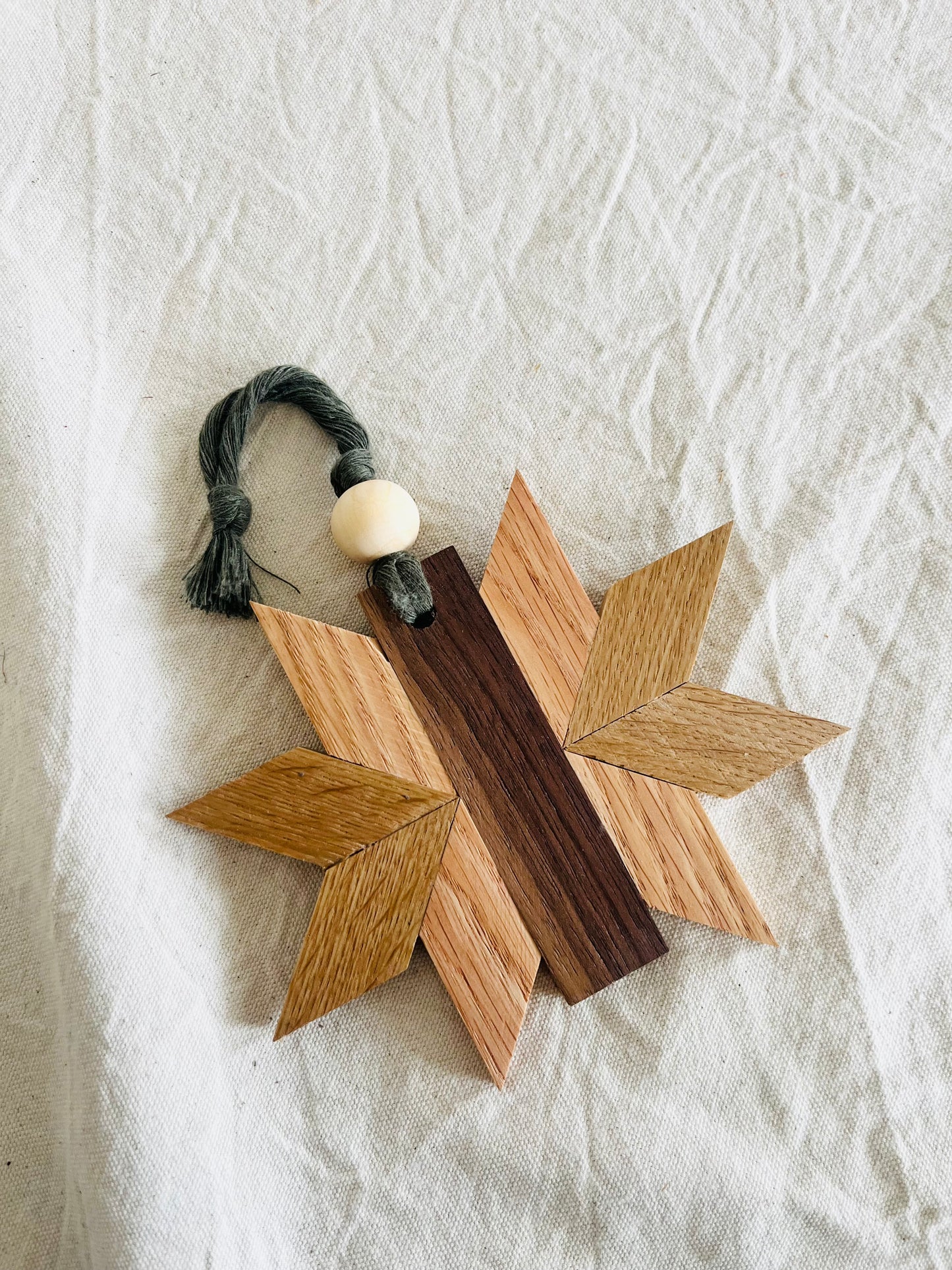 Hardwood Geometric diffuser ornament