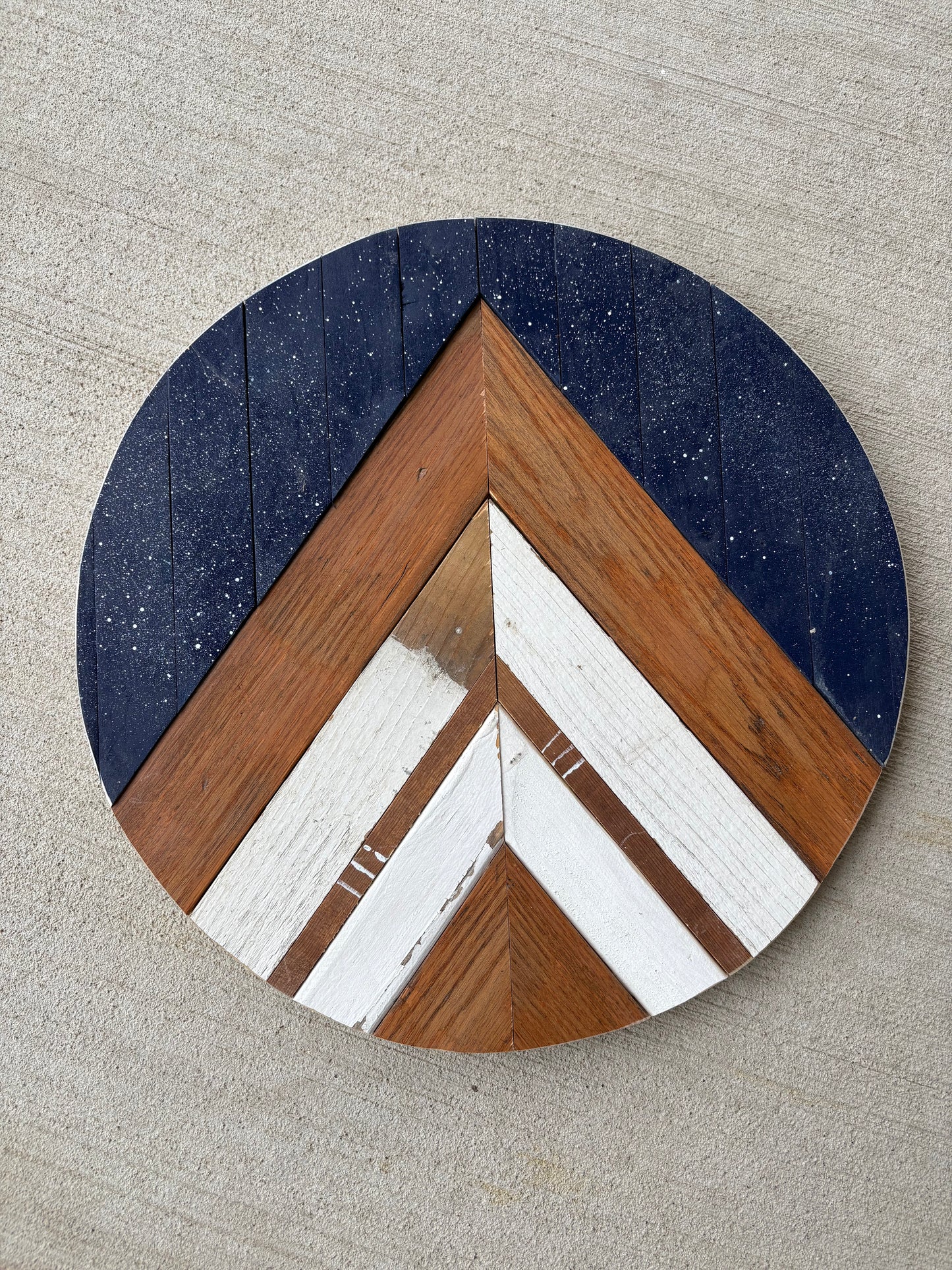 15” round mountains mosaics