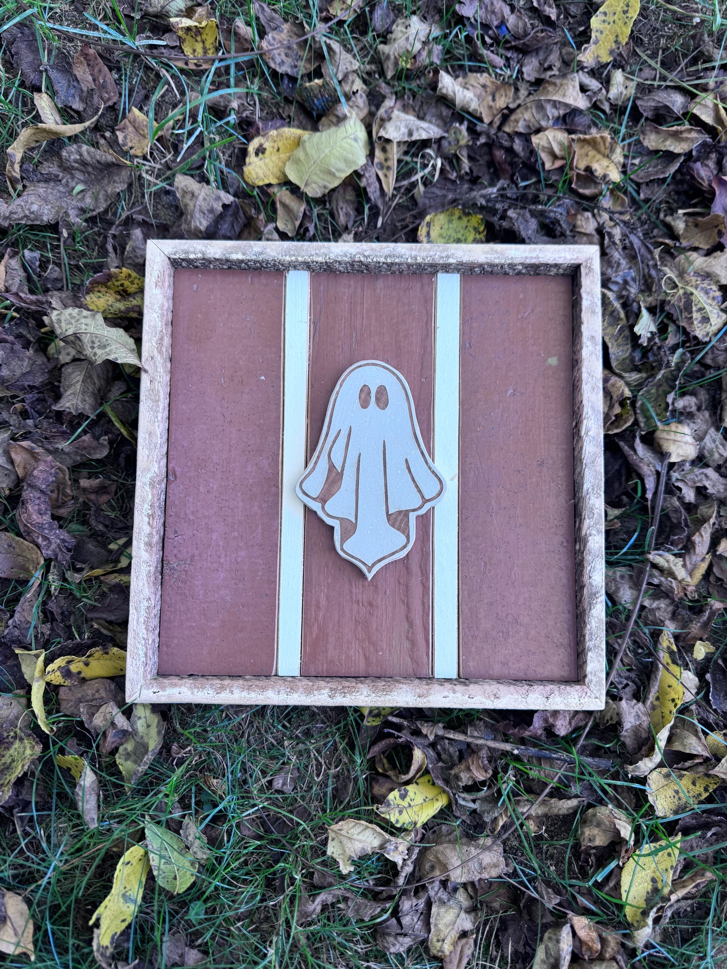 Mini ghost